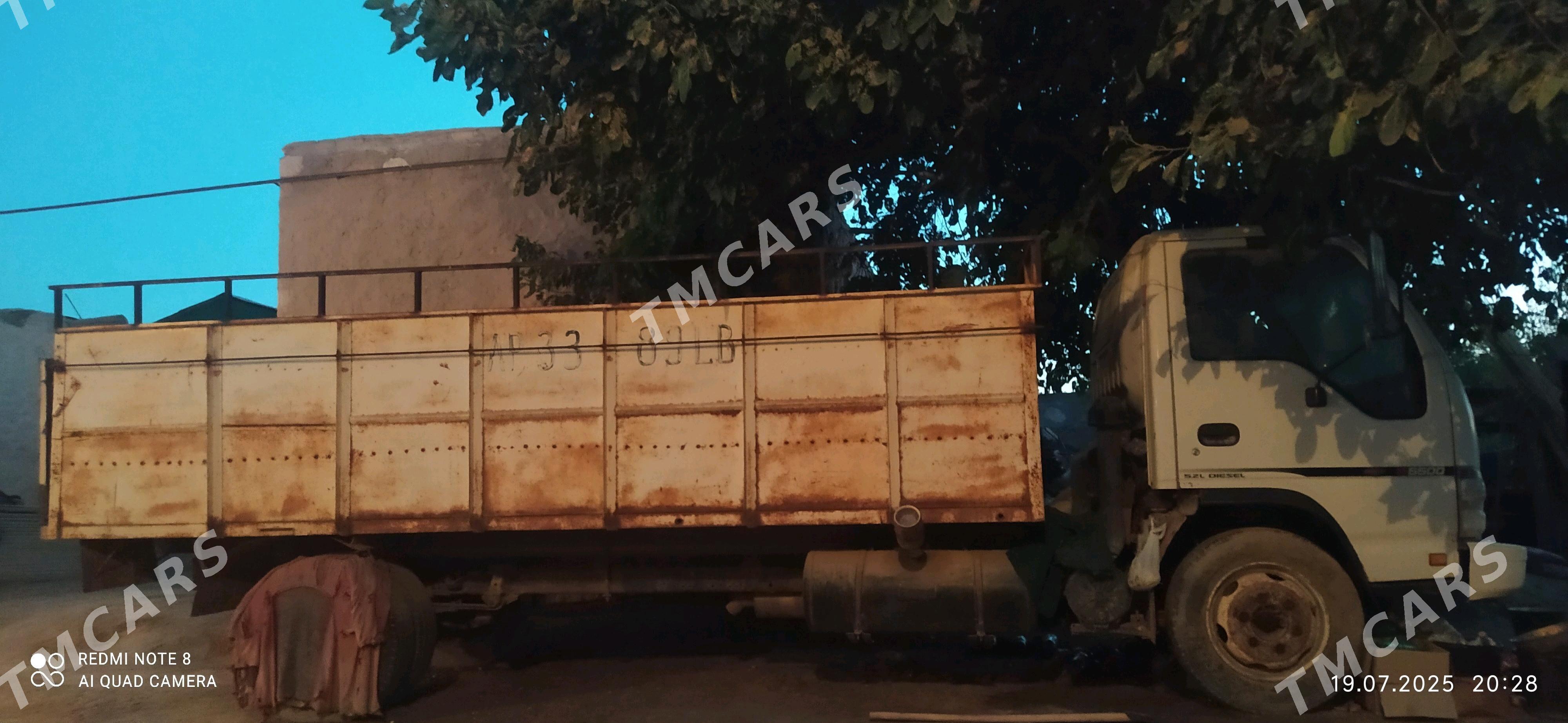 Isuzu Forward 2006 - 230 000 TMT - Dostluk - img 3