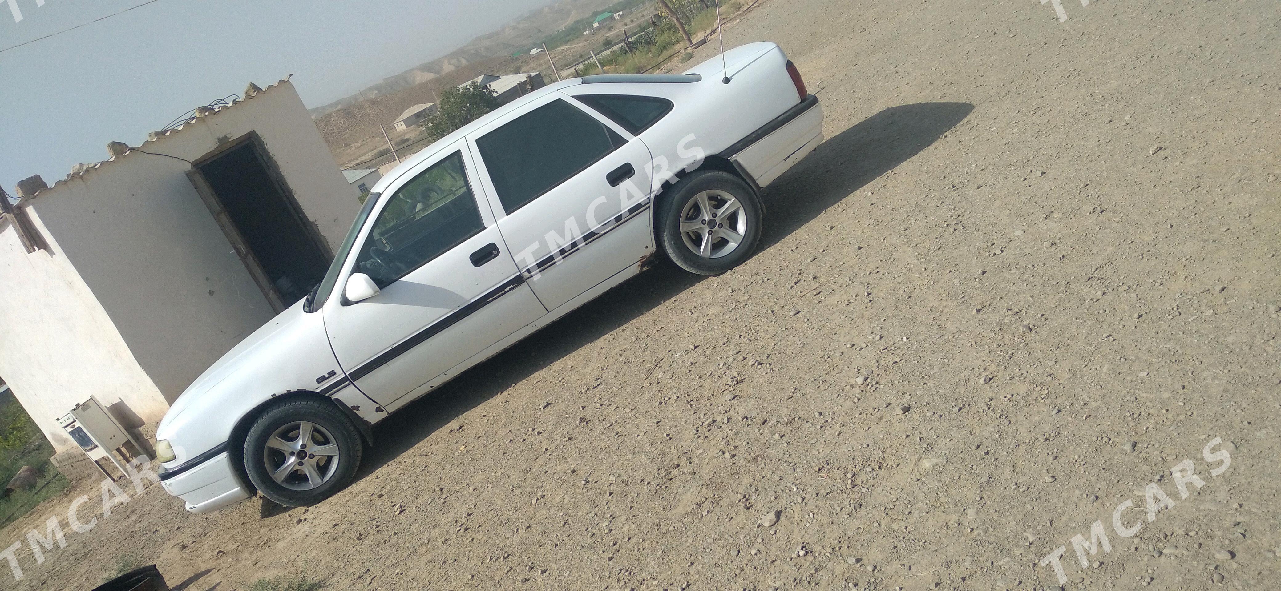 Opel Vectra 1994 - 29 000 TMT - Махтумкули - img 2