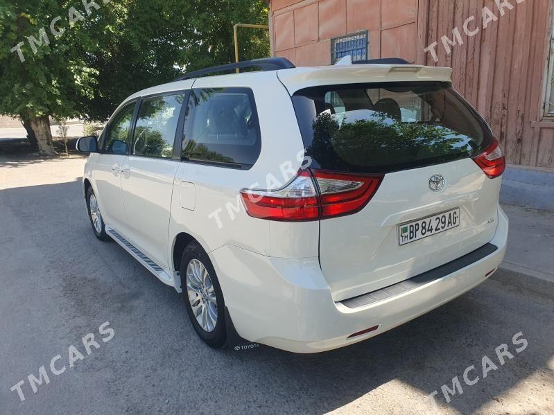 Toyota Sienna 2018 - 428 000 TMT - Ашхабад - img 3