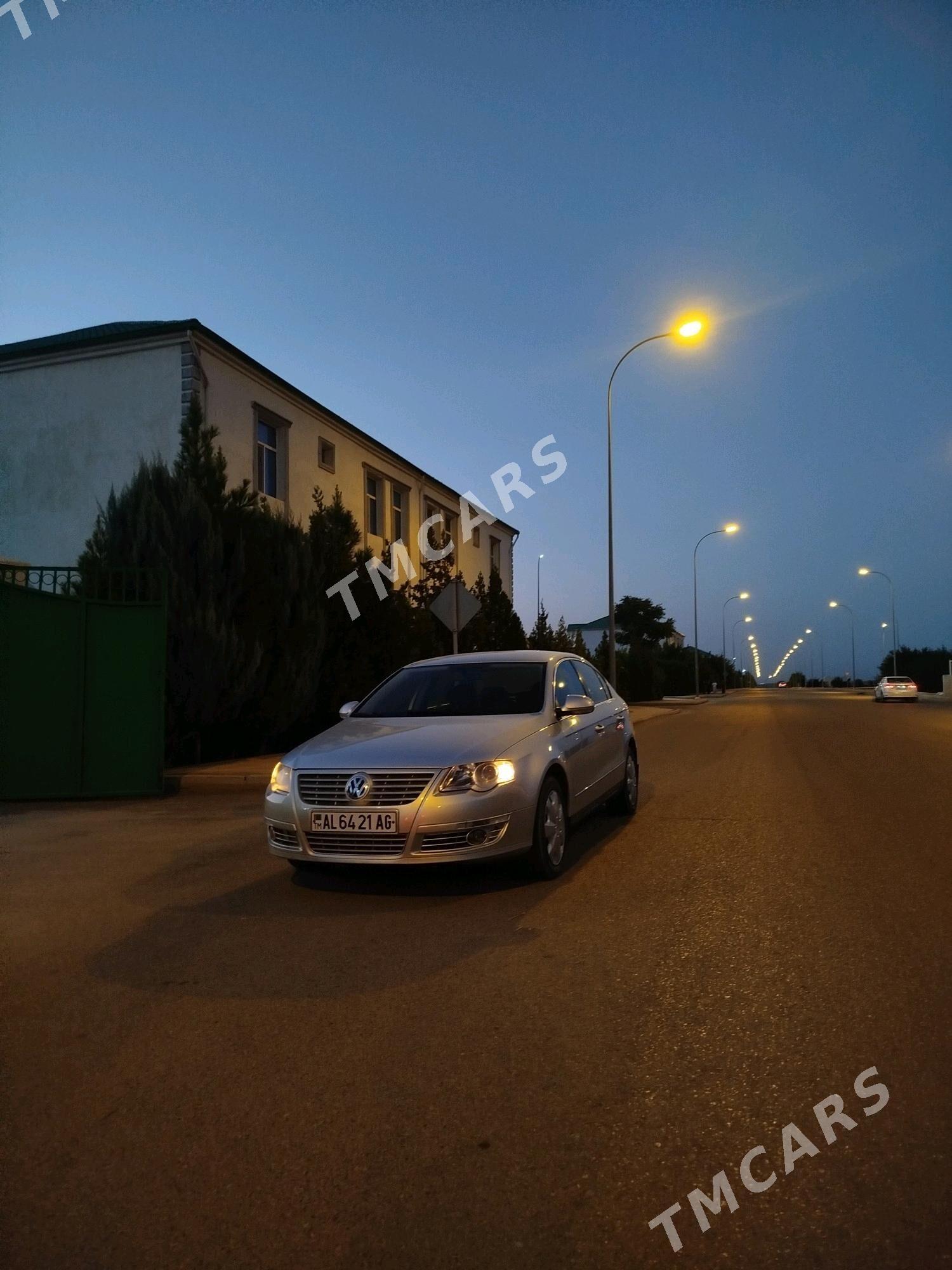 Volkswagen Passat 2008 - 130 000 TMT - Täze zaman - img 3