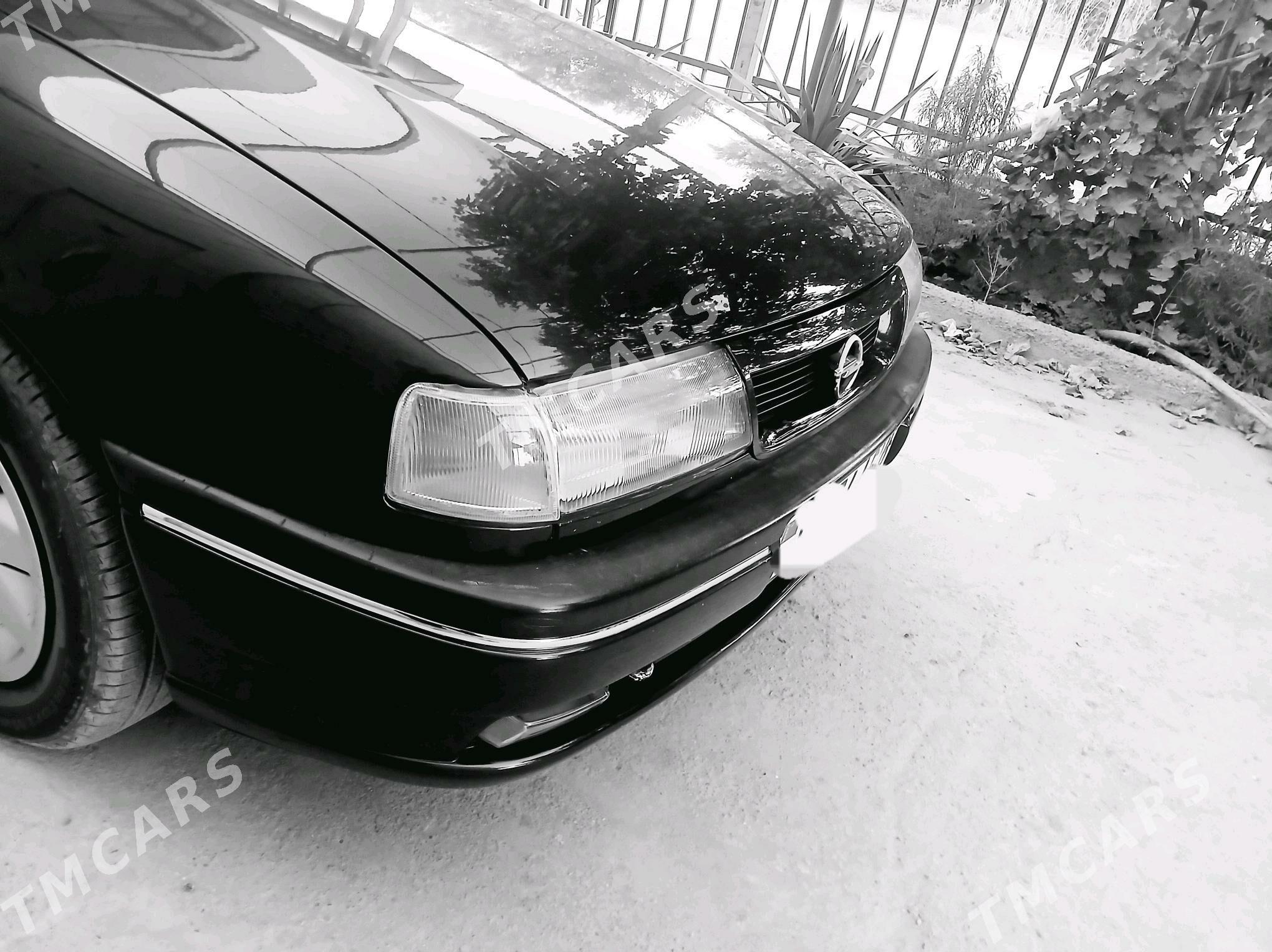 Opel Vectra 1993 - 50 000 TMT - Saýat - img 7