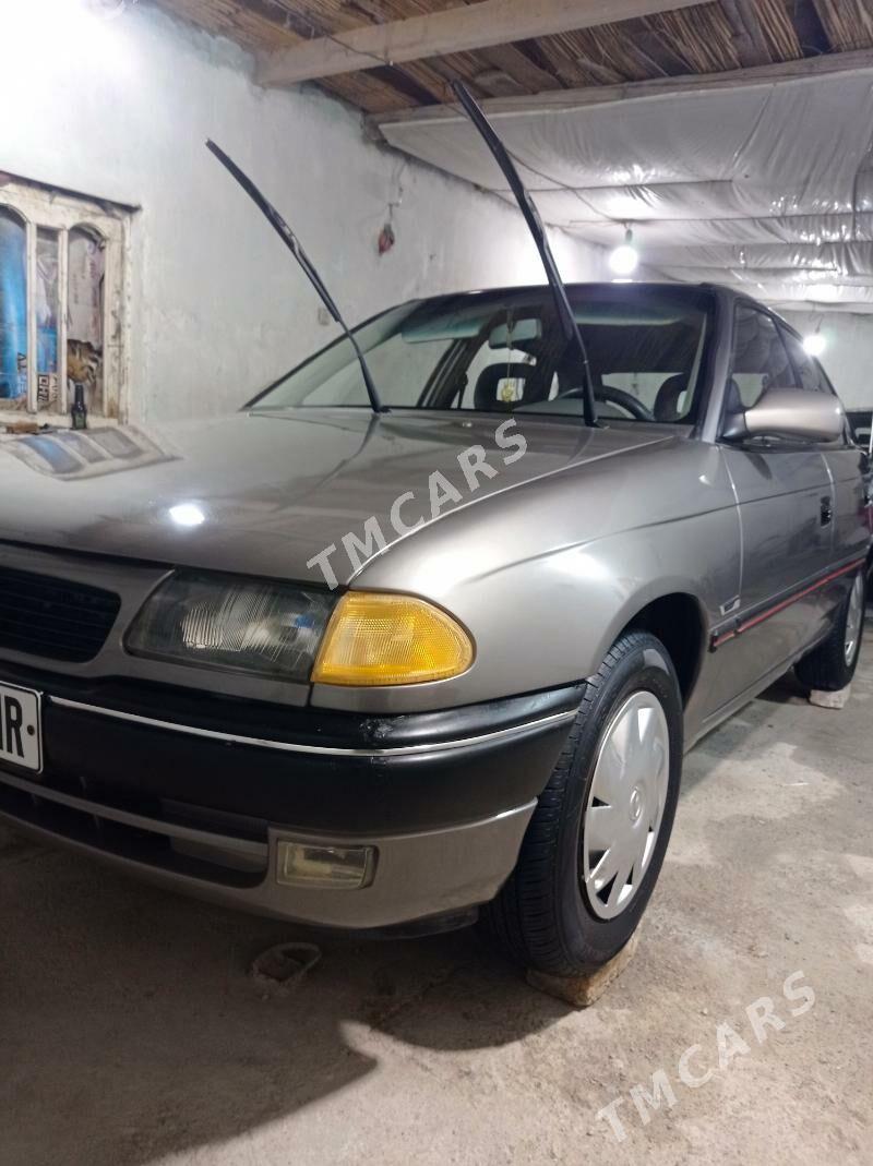 Opel Astra 1991 - 44 000 TMT - Mary - img 4