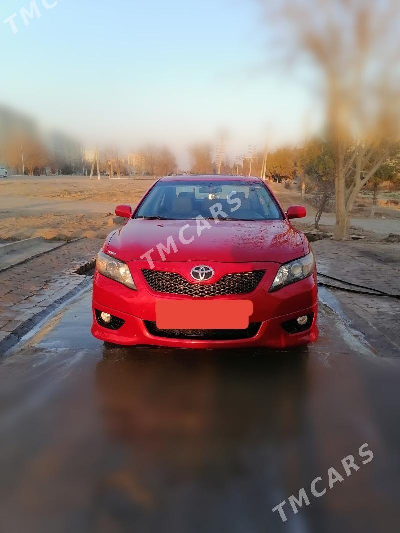 Toyota Camry 2010 - 200 000 TMT - Baýramaly - img 3
