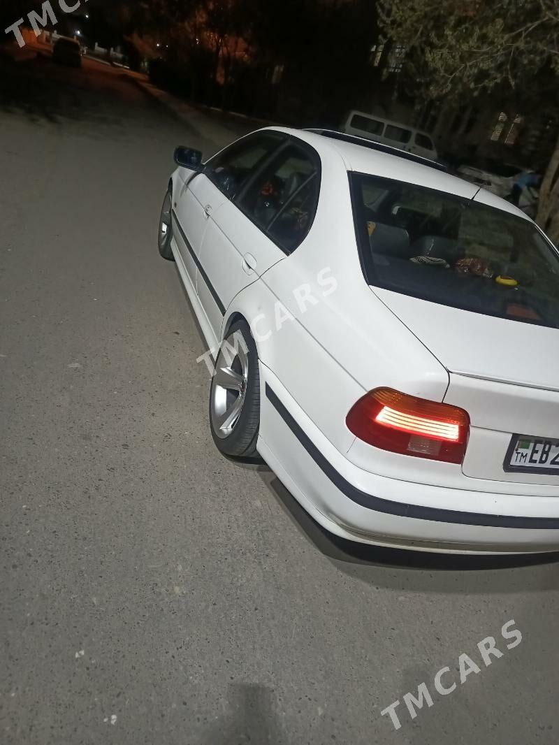 BMW E39 1998 - 90 000 TMT - Чоганлы - img 2