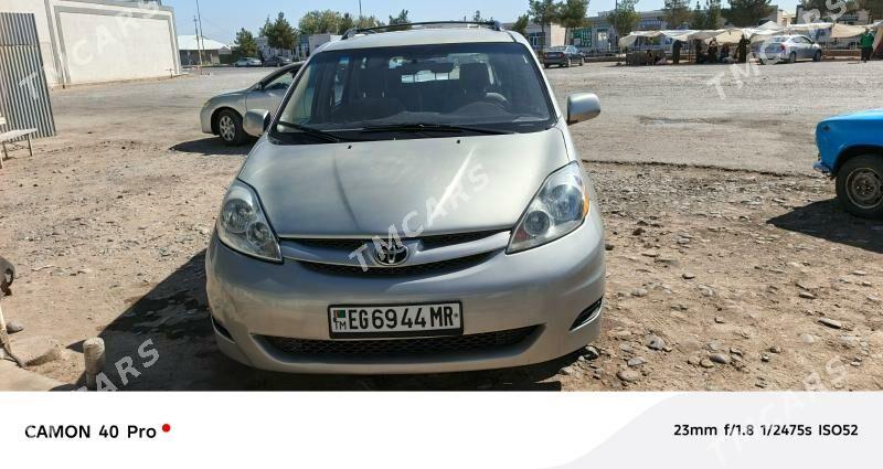 Toyota Sienna 2005 - 192 000 TMT - Сакарчага - img 2