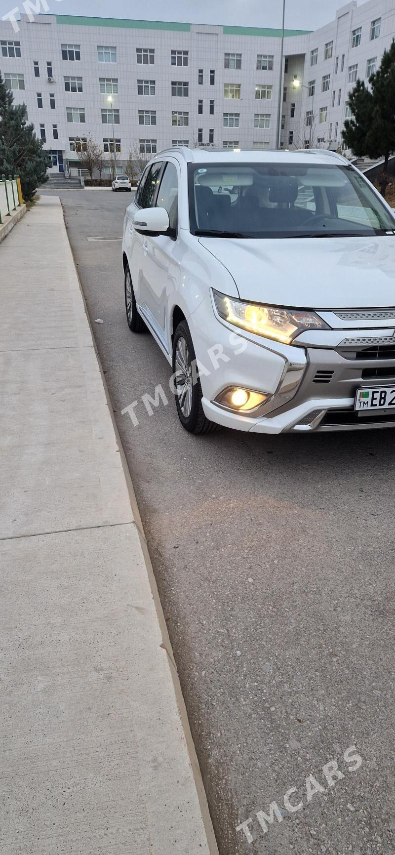 Mitsubishi Outlander 2022 - 300 000 TMT - Aşgabat - img 10