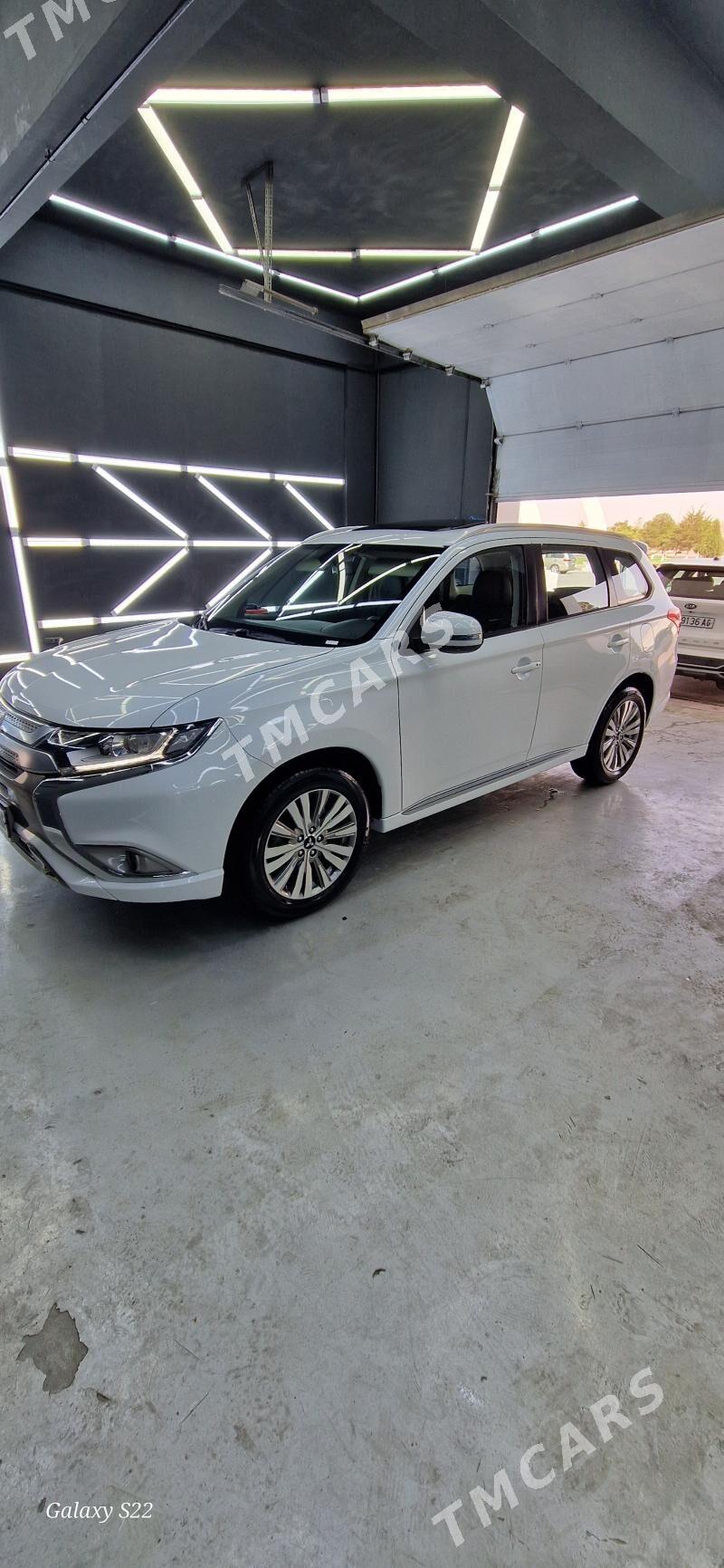Mitsubishi Outlander 2022 - 300 000 TMT - Aşgabat - img 3