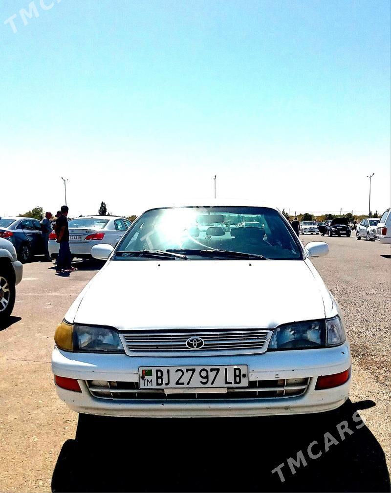 Toyota Corona 1992 - 40 000 TMT - Türkmenabat - img 2