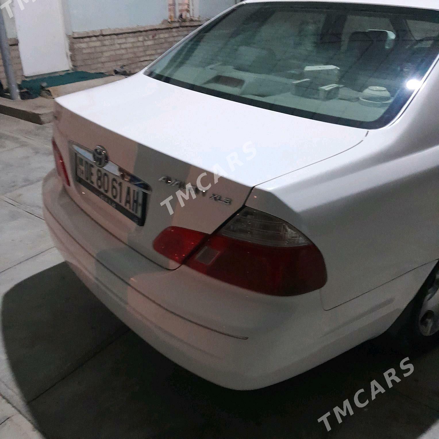 Toyota Avalon 2004 - 180 000 TMT - Бабадайхан - img 2