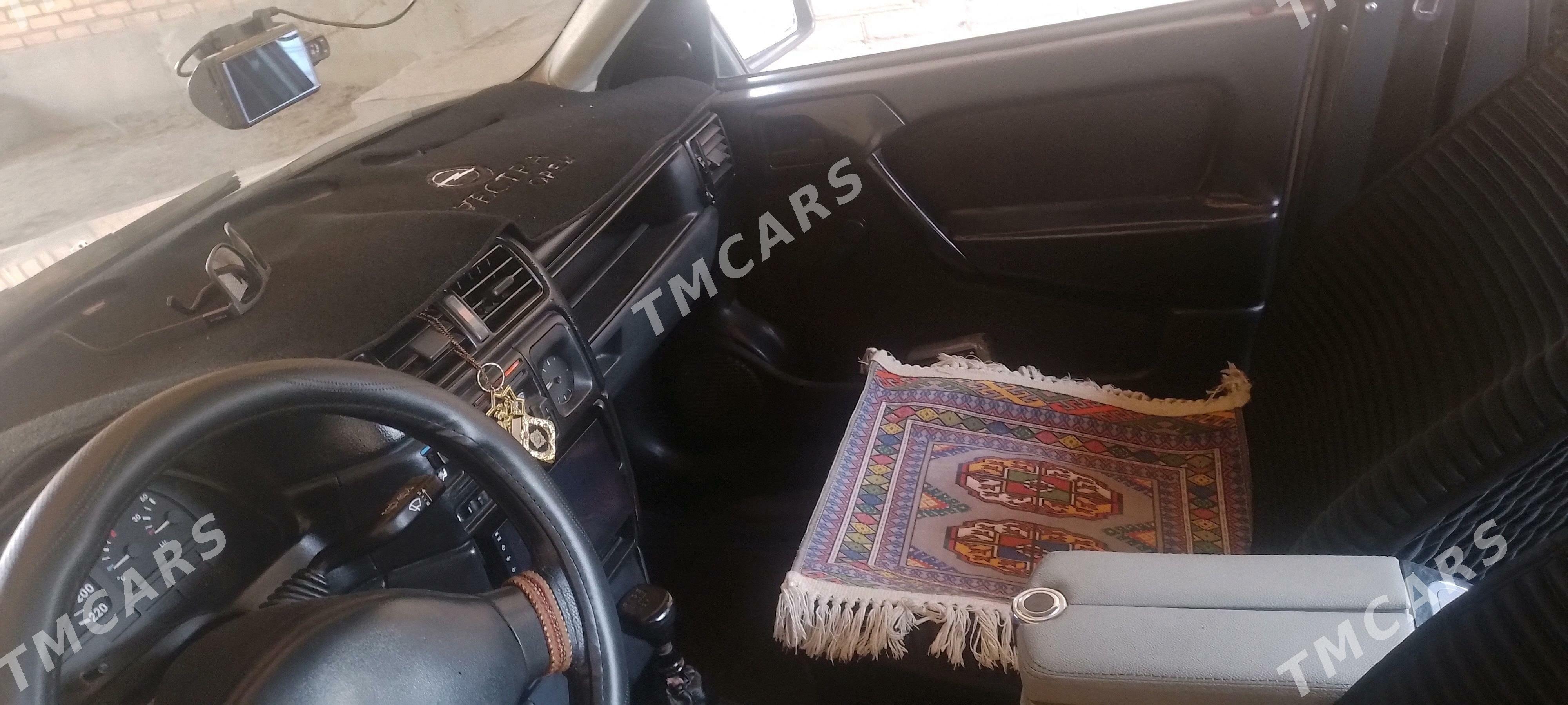 Opel Vectra 1991 - 26 000 TMT - Farap - img 6