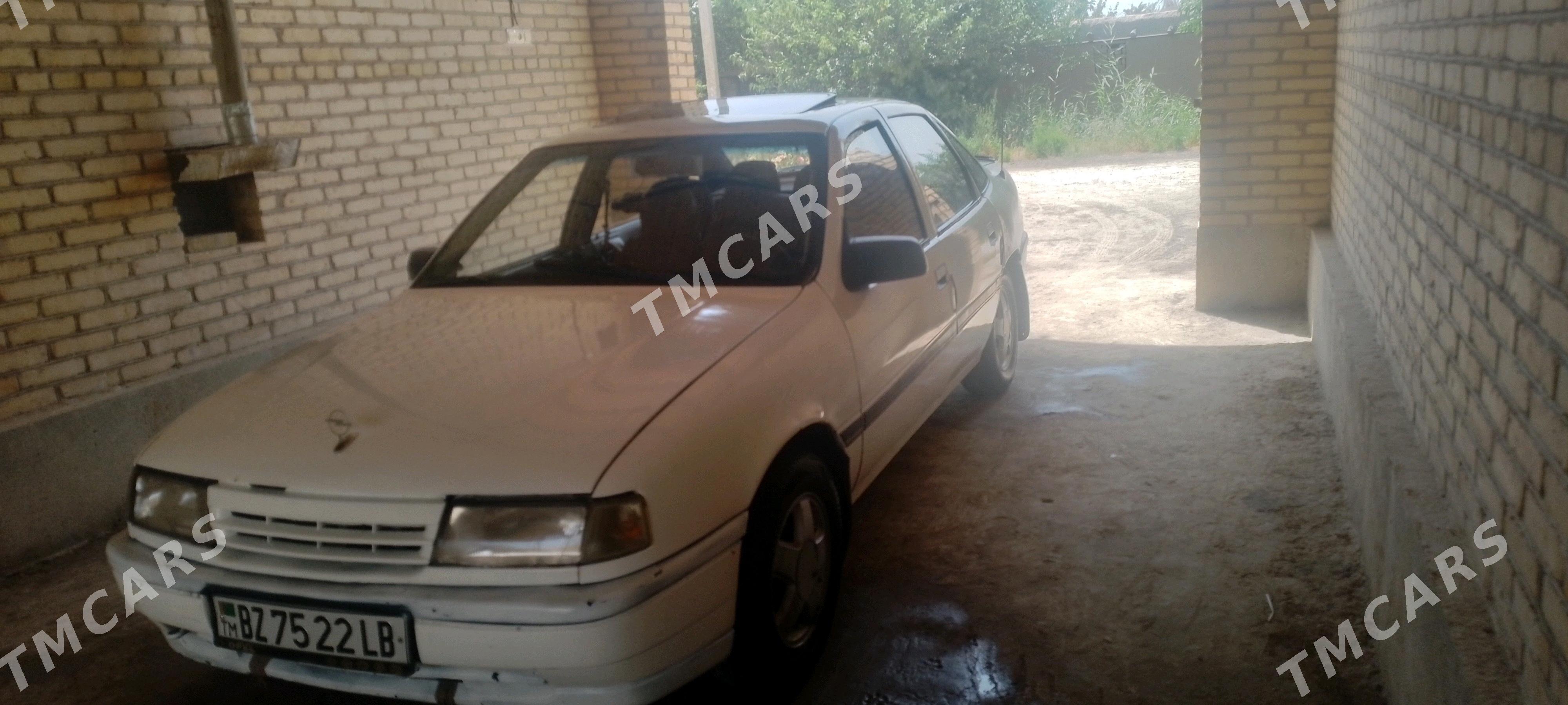 Opel Vectra 1991 - 26 000 TMT - Farap - img 4