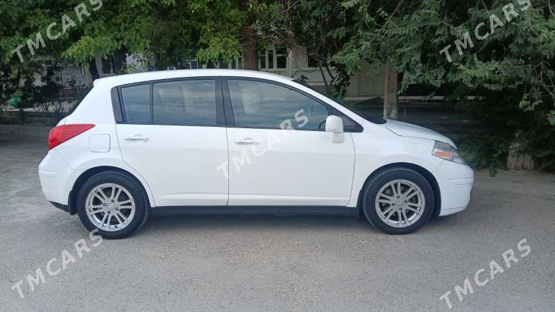 Nissan Versa 2009 - 126 000 TMT - Ашхабад - img 3
