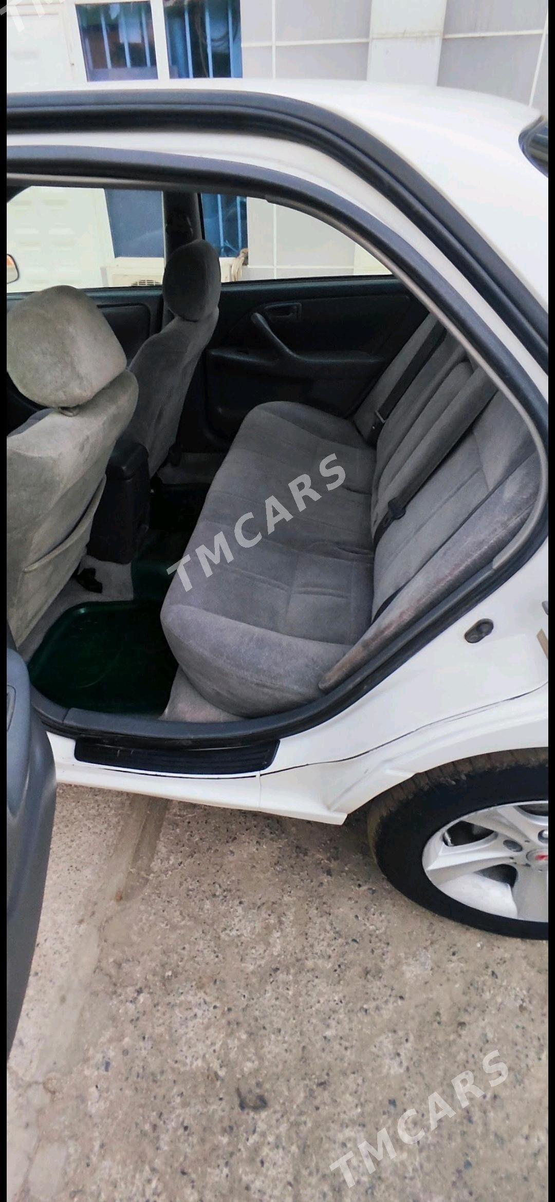 Toyota Camry 1998 - 118 000 TMT - Мары - img 8