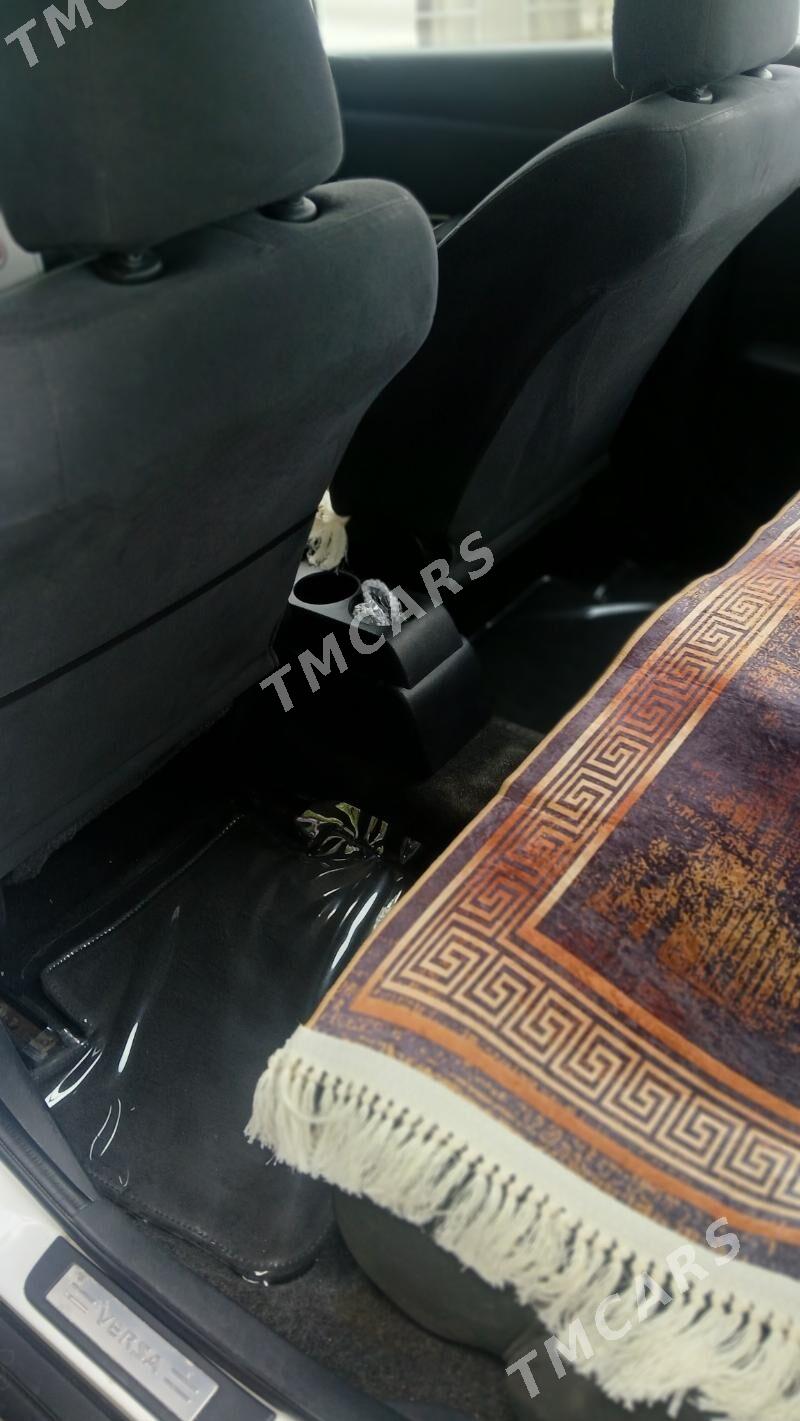 Nissan Versa 2009 - 126 000 TMT - Ашхабад - img 6
