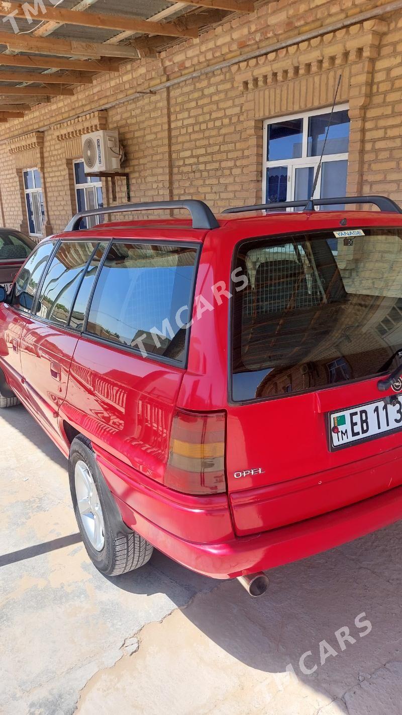 Opel Astra 1996 - 65 000 TMT - Дарганата - img 6