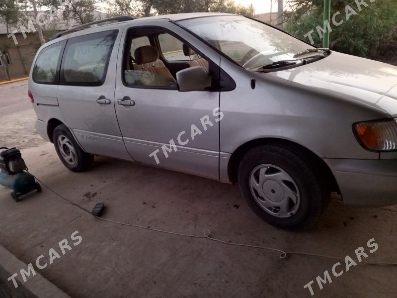 Toyota Sienna 1998 - 160 000 TMT - етр. Туркменбаши - img 9