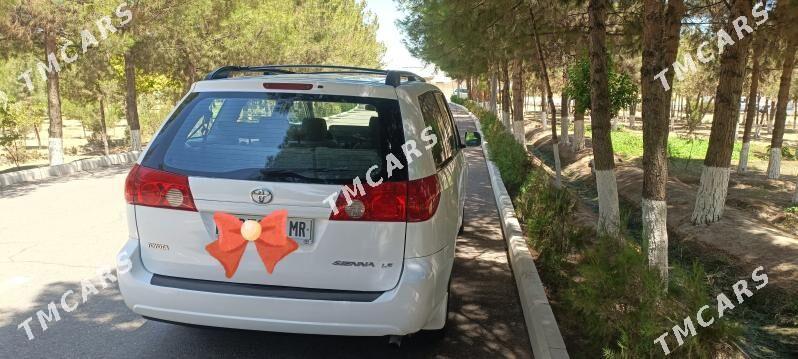 Toyota Sienna 2007 - 200 000 TMT - Мары - img 5