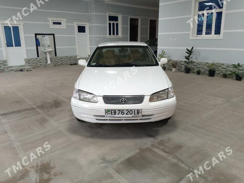 Toyota Camry 1998 - 116 000 TMT - Türkmenabat - img 3