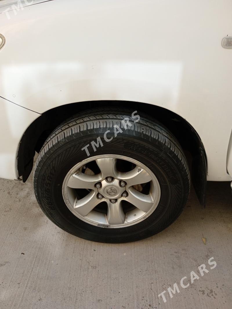 Toyota Hilux 2011 - 240 000 TMT - Гарадамак Шор - img 3