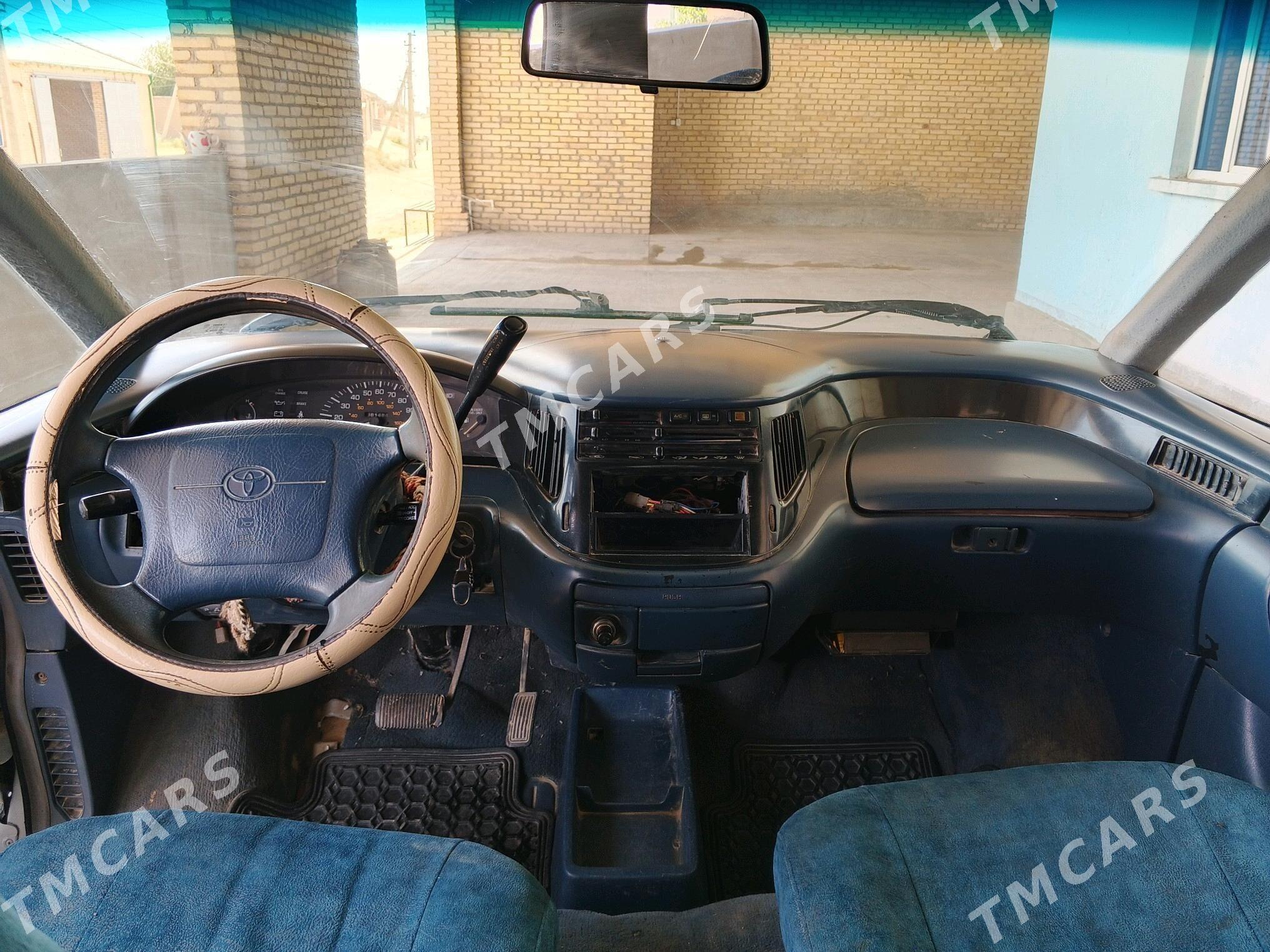 Toyota Previa 1992 - 70 000 TMT - Halaç - img 7