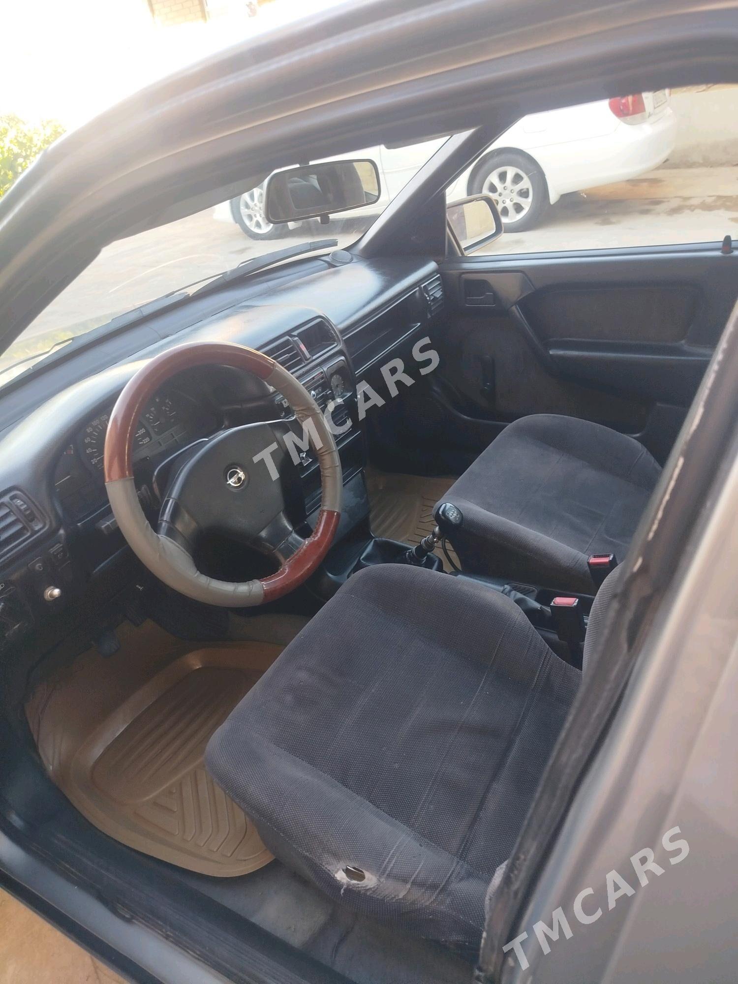 Opel Vectra 1992 - 37 000 TMT - Байрамали - img 7