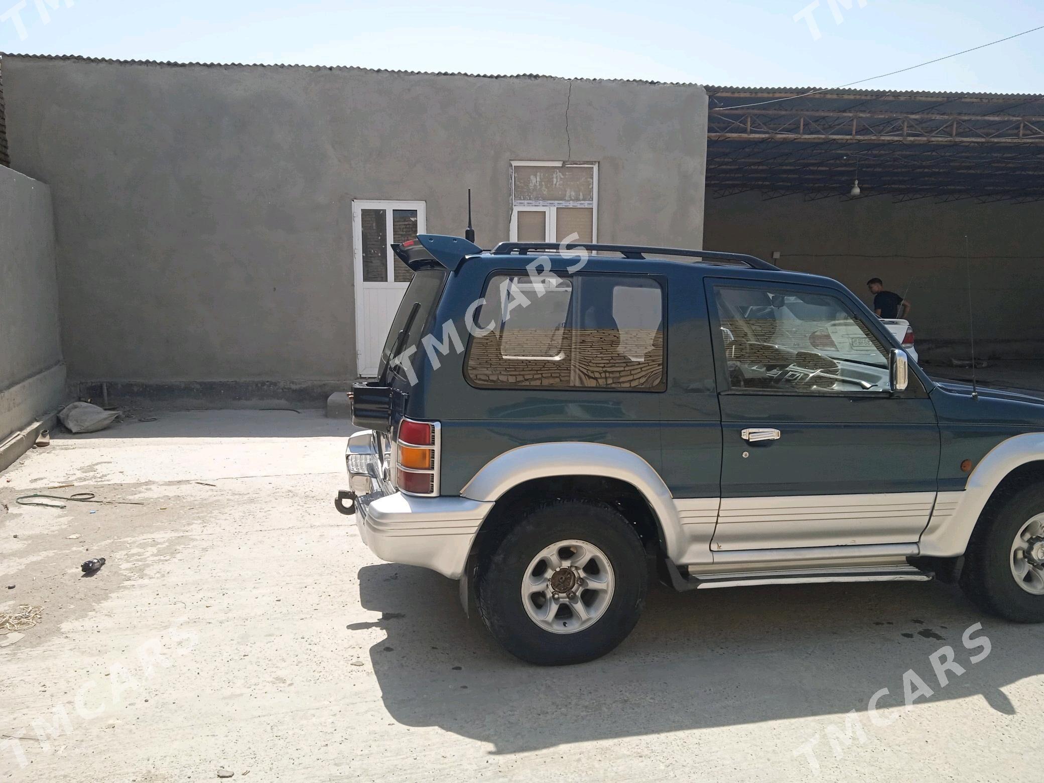 Mitsubishi Pajero 1993 - 53 000 TMT - Garabekewül - img 5
