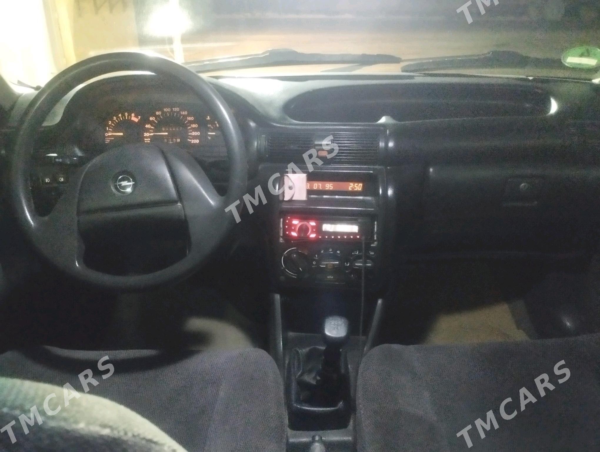 Opel Astra 1993 - 39 000 TMT - Мары - img 2