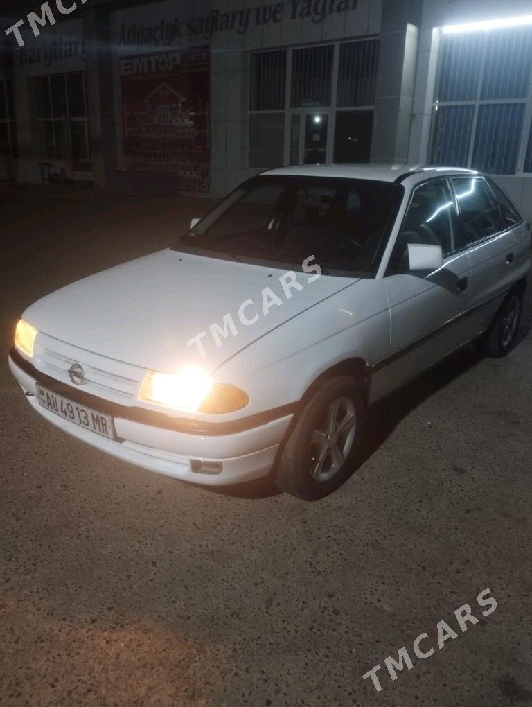 Opel Astra 1993 - 39 000 TMT - Мары - img 4