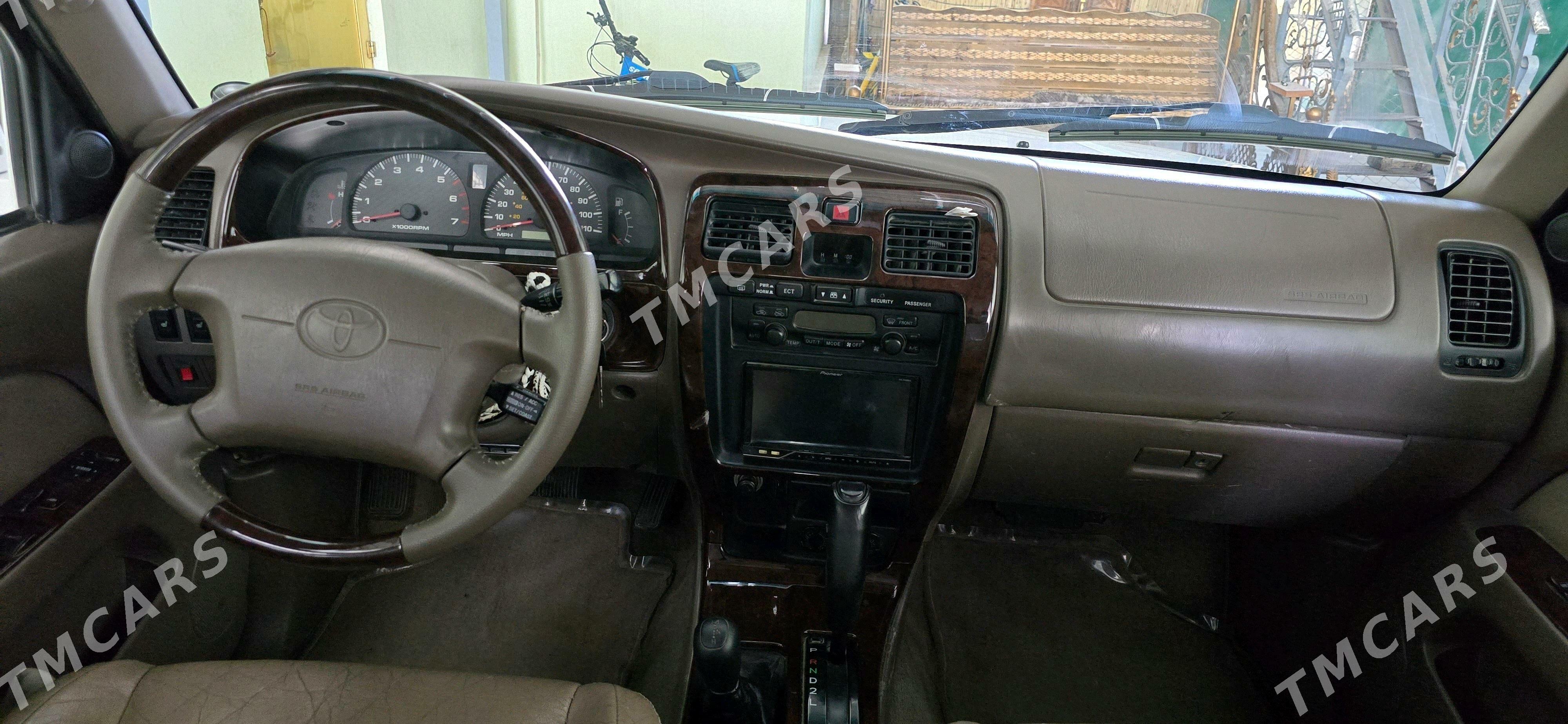 Toyota 4Runner 2000 - 200 000 TMT - Гёкдепе - img 3