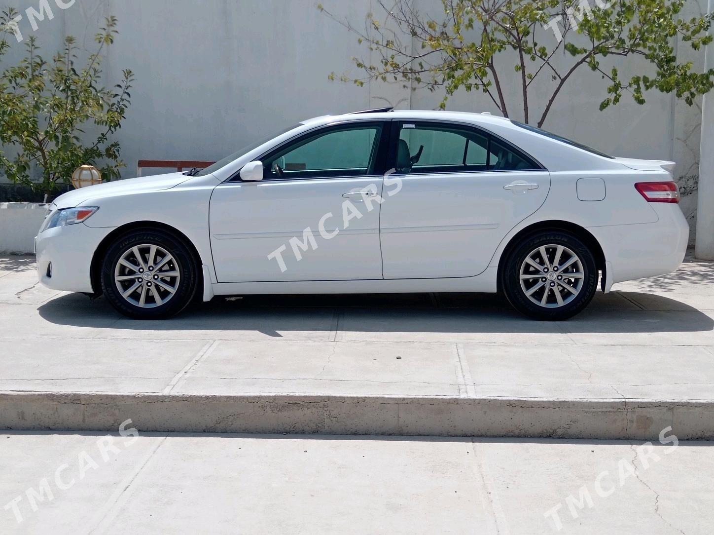 Toyota Camry 2011 - 240 000 TMT - Балканабат - img 9