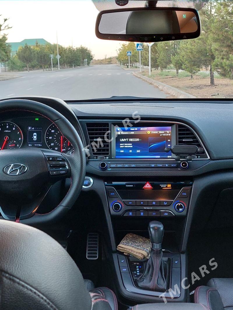 Hyundai Elantra 2017 - 200 000 TMT - 30 mkr - img 9