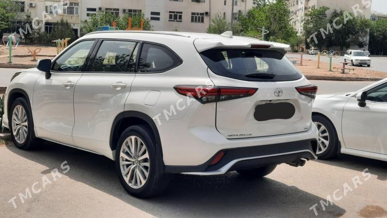 Toyota Highlander 2022 - 480 000 TMT - Aşgabat - img 4
