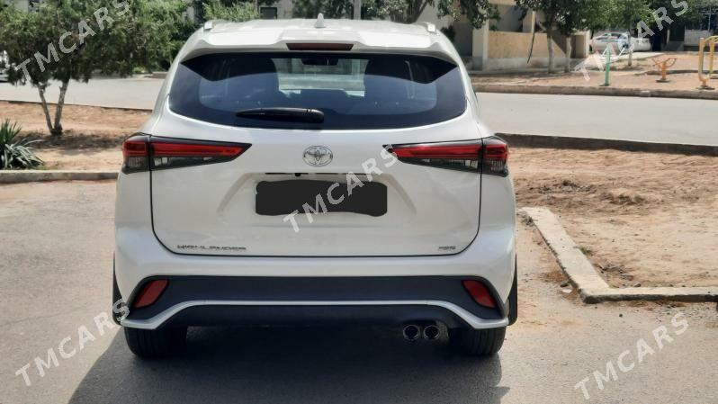 Toyota Highlander 2022 - 480 000 TMT - Aşgabat - img 2
