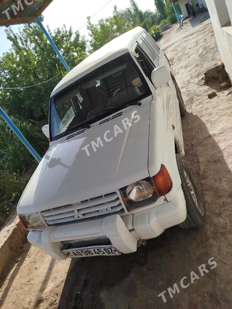 Mitsubishi Montero 1995 - 40 000 TMT - Akdepe - img 4