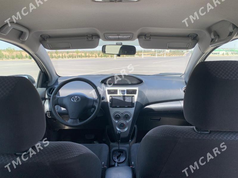 Toyota Yaris 2006 - 115 000 TMT - Анев - img 3