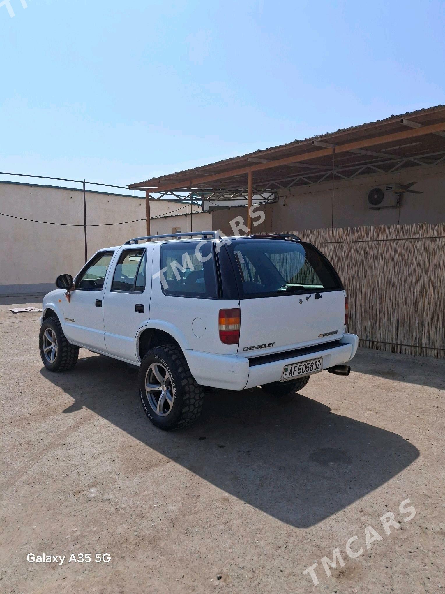 Chevrolet Blazer 1996 - 50 000 TMT - Дашогуз - img 10
