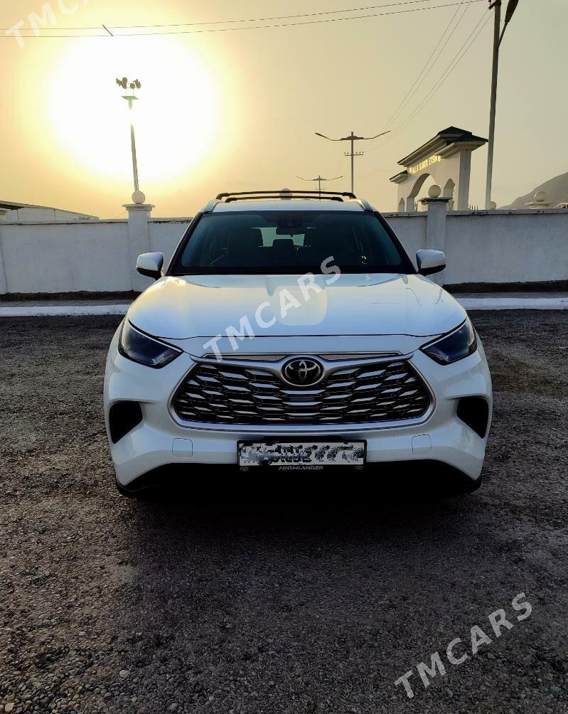 Toyota Highlander 2022 - 520 000 TMT - Балканабат - img 3