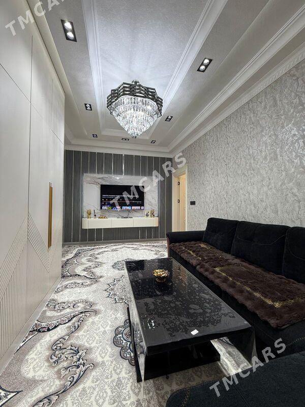 Мир 3 1 ком 1 этаж люкс - Ашхабад - img 6