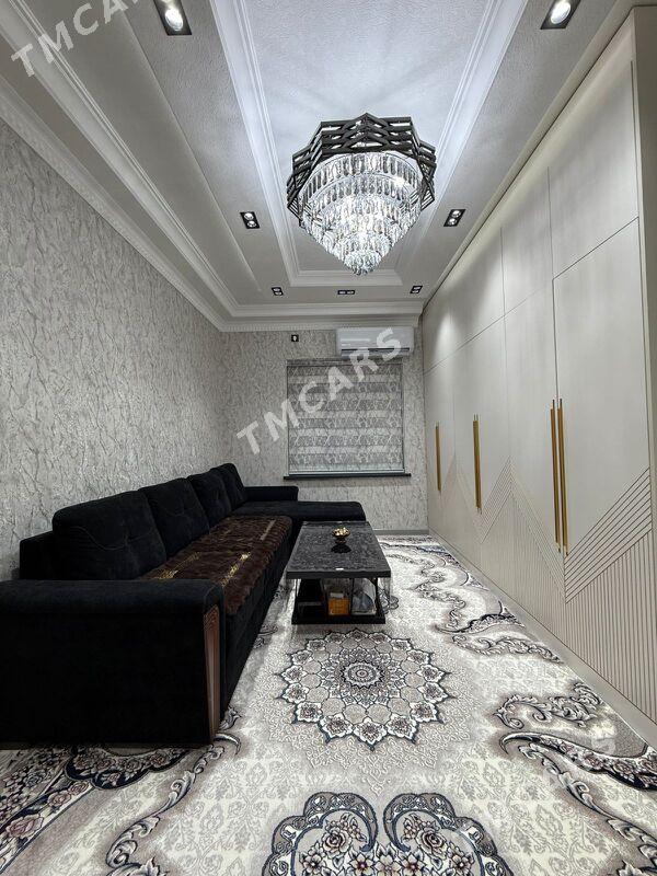 Мир 3 1 ком 1 этаж люкс - Ашхабад - img 4