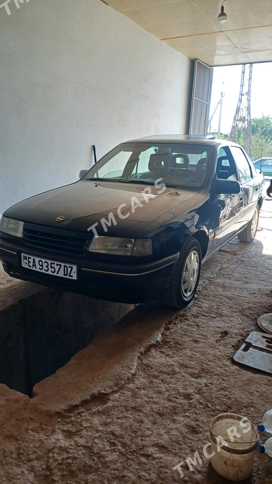Opel Vectra 1992 - 55 000 TMT - Кёнеургенч - img 3