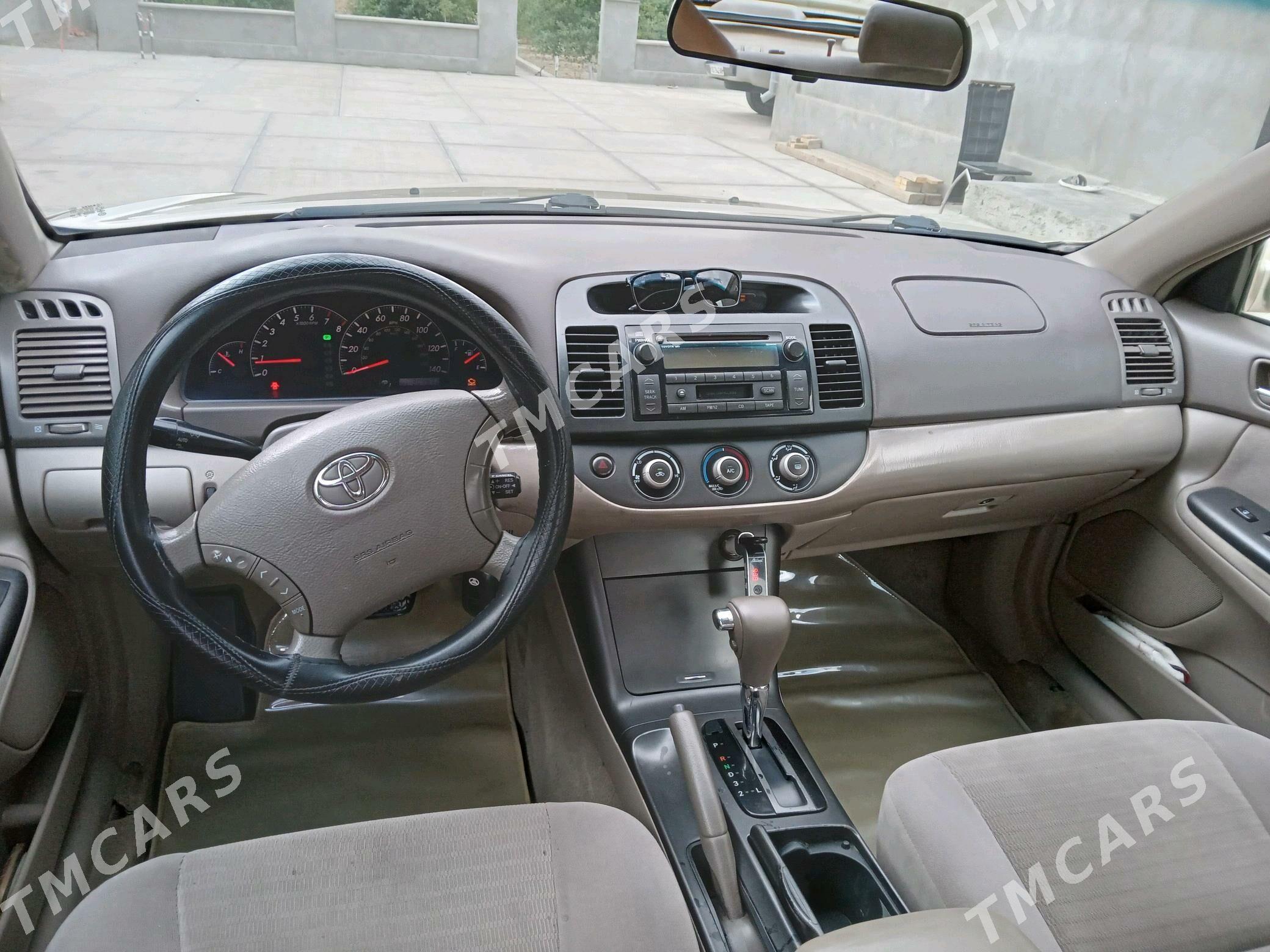 Toyota Camry 2005 - 150 000 TMT - Bäherden - img 5