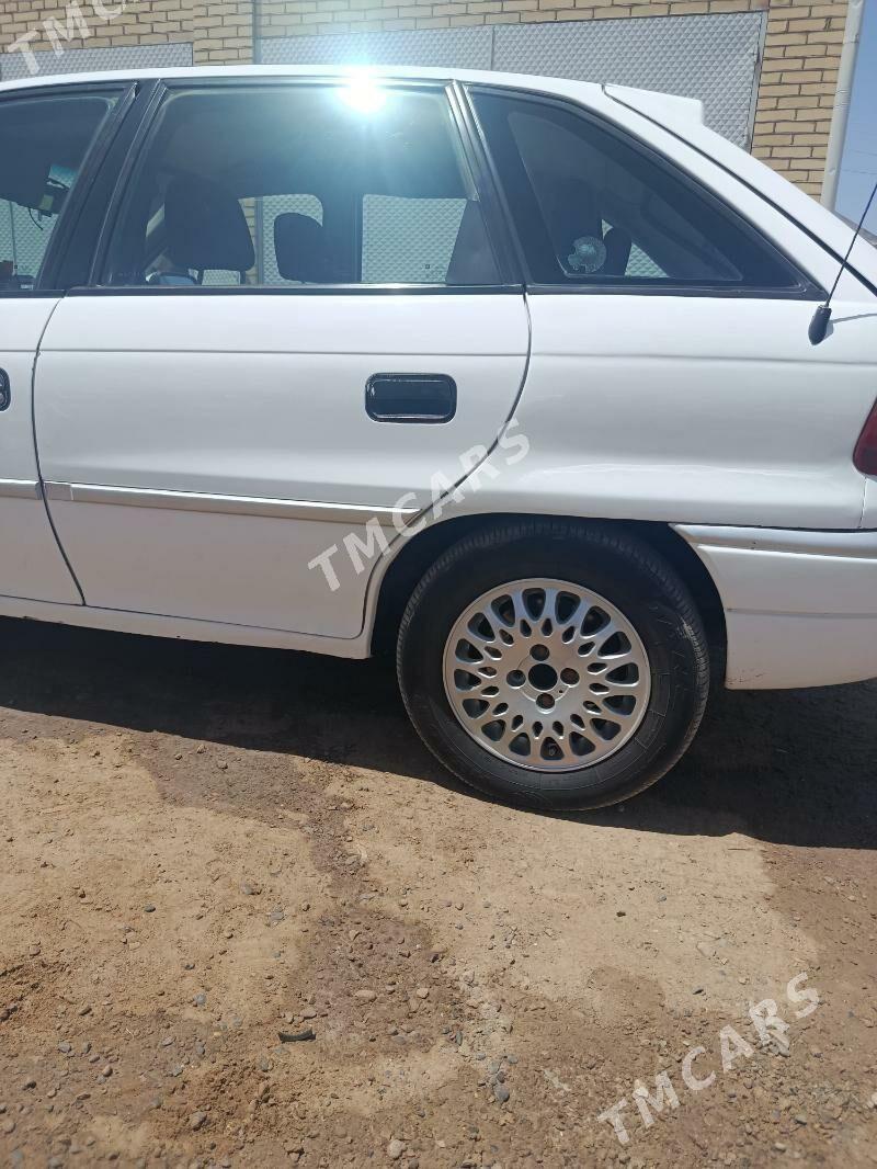 Opel Astra 1995 - 40 000 TMT - Mary - img 2