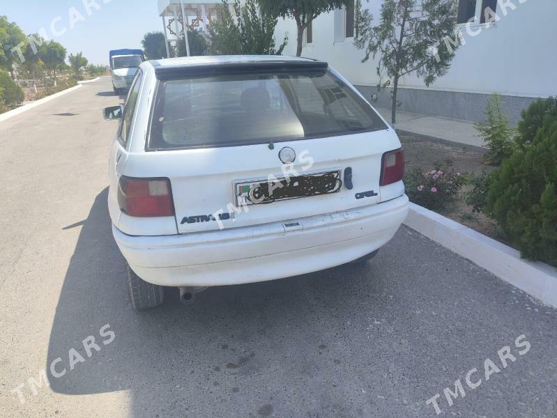 Opel Antara 1993 - 32 000 TMT - Анев - img 3