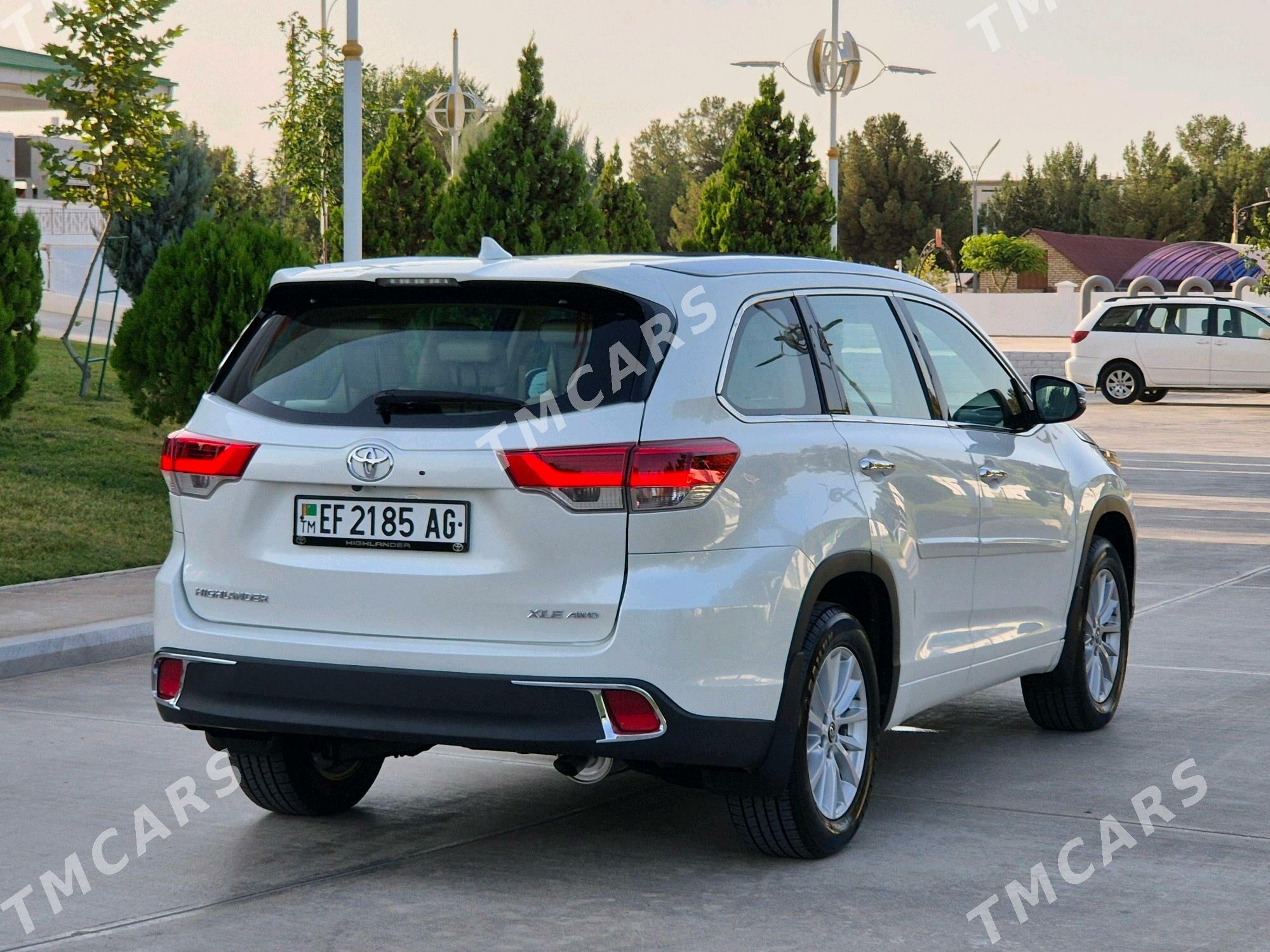 Toyota Highlander 2018 - 510 000 TMT - Ашхабад - img 6