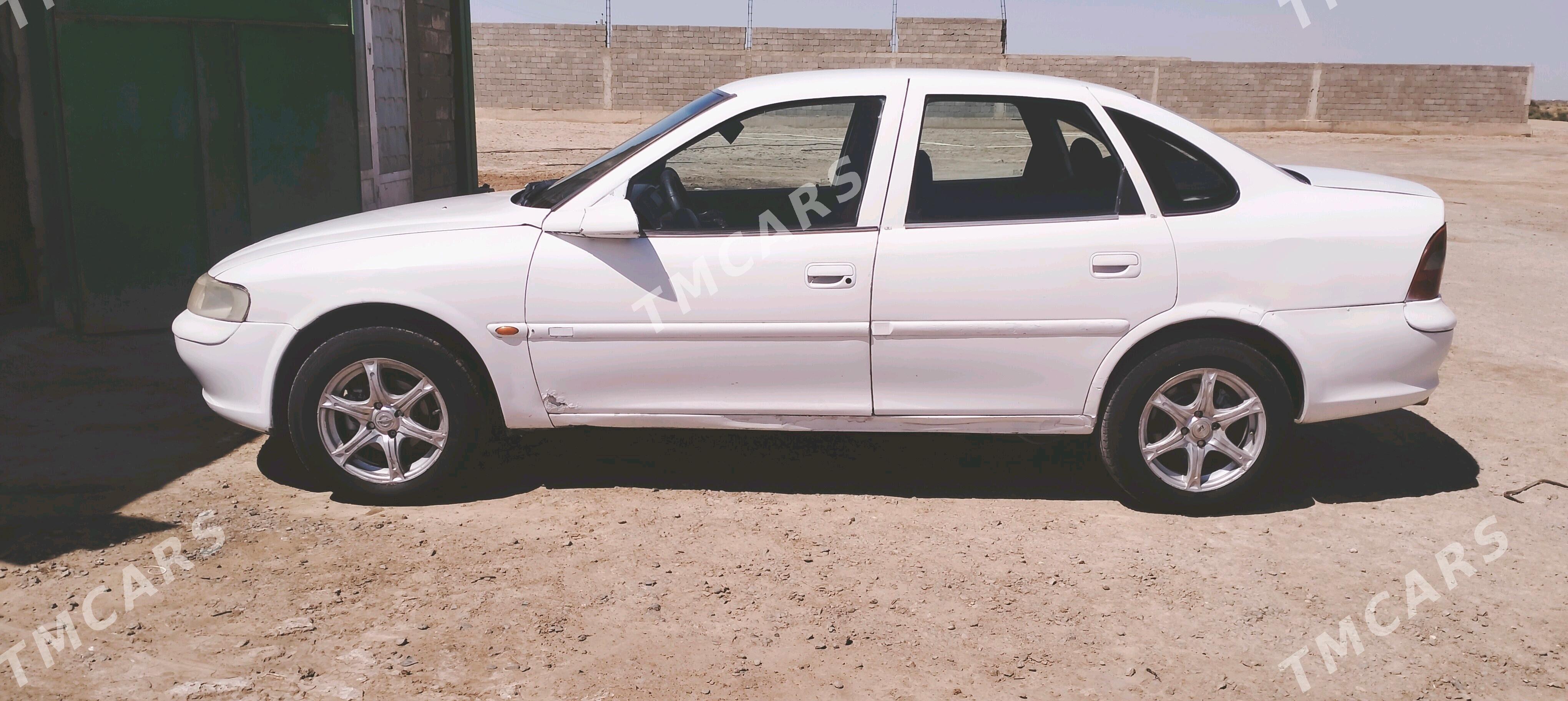 Opel Vectra 1997 - 36 000 TMT - Рухубелентский этрап - img 4