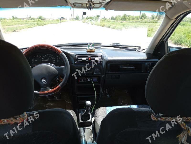 Opel Vectra 1991 - 34 000 TMT - Гороглы (Тагта) - img 3