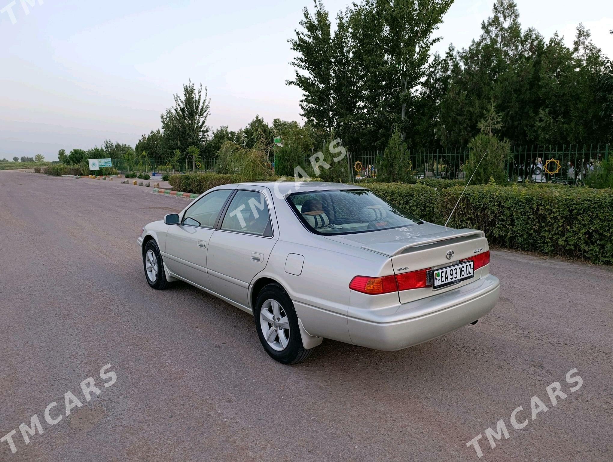 Toyota Camry 1999 - 145 000 TMT - Кёнеургенч - img 3