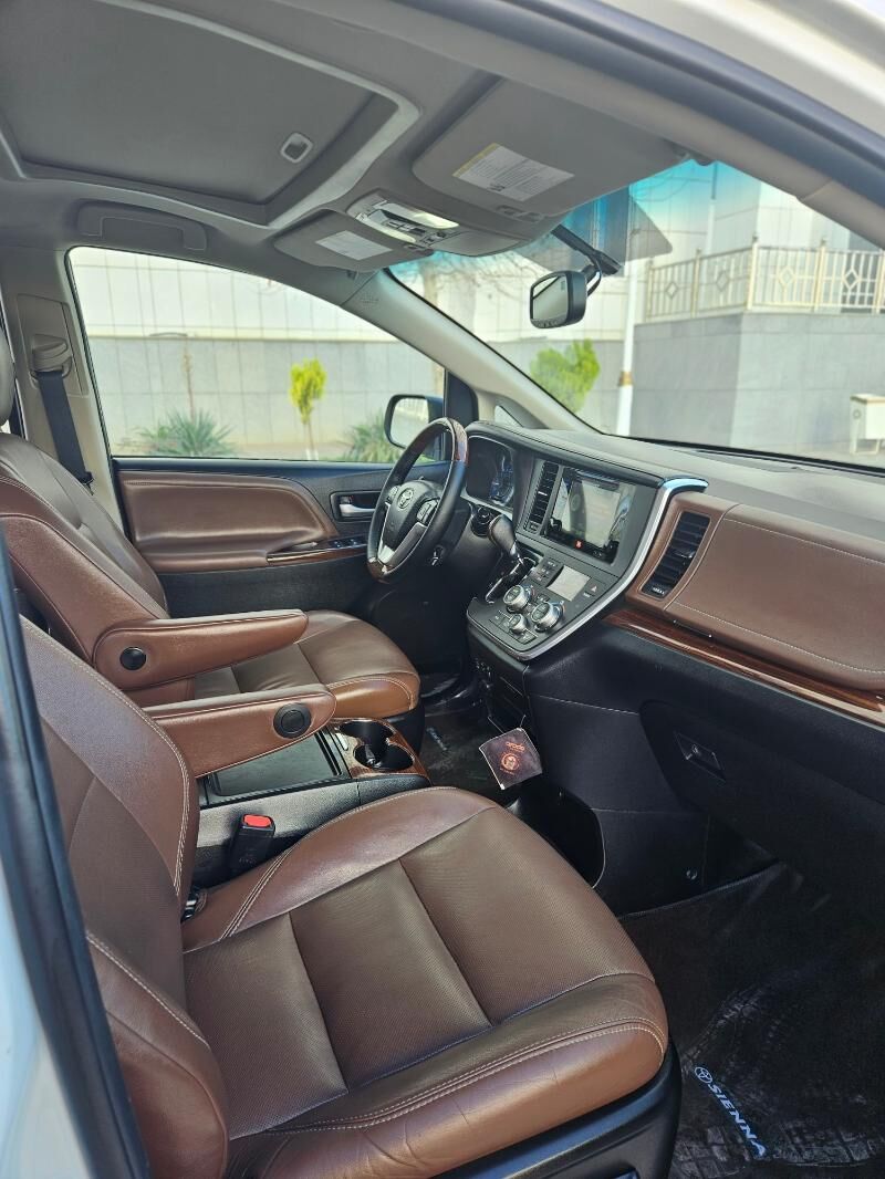 Toyota Sienna 2017 - 520 000 TMT - Aşgabat - img 5