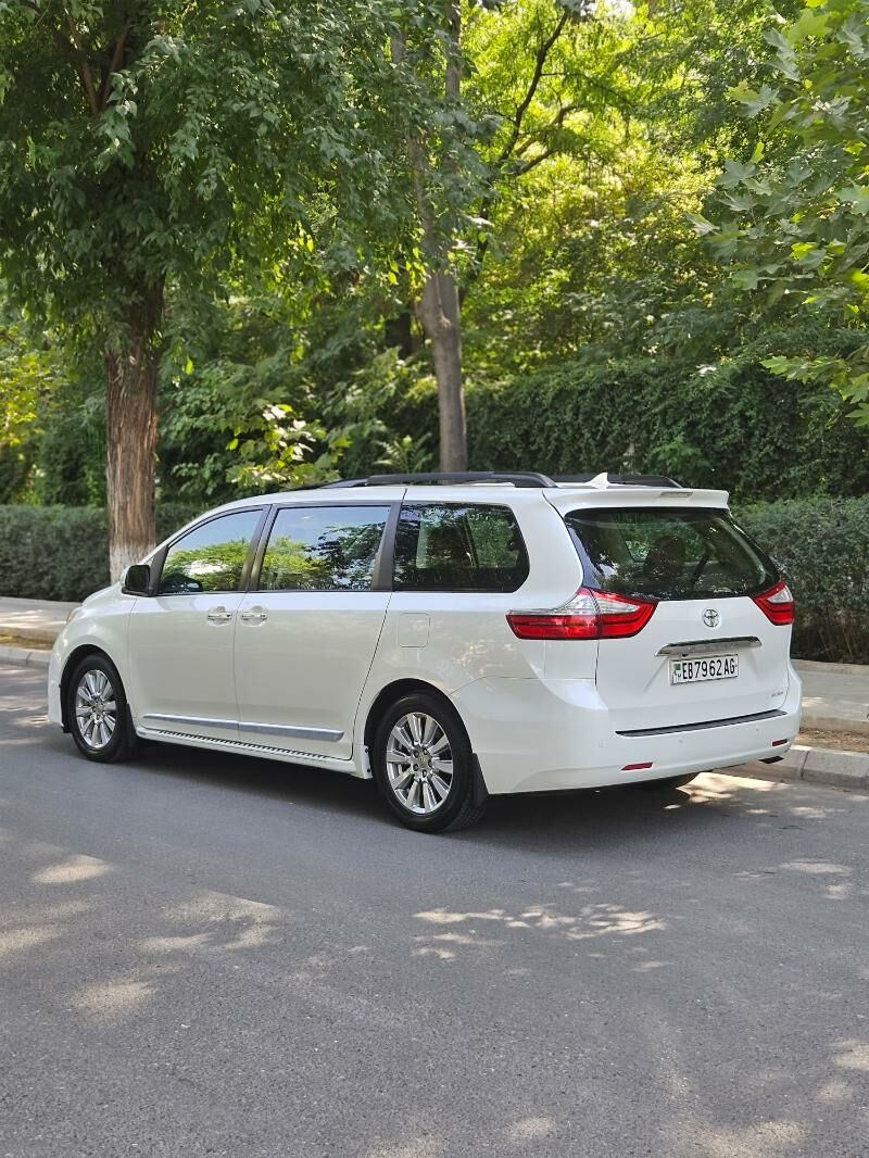 Toyota Sienna 2017 - 520 000 TMT - Aşgabat - img 6