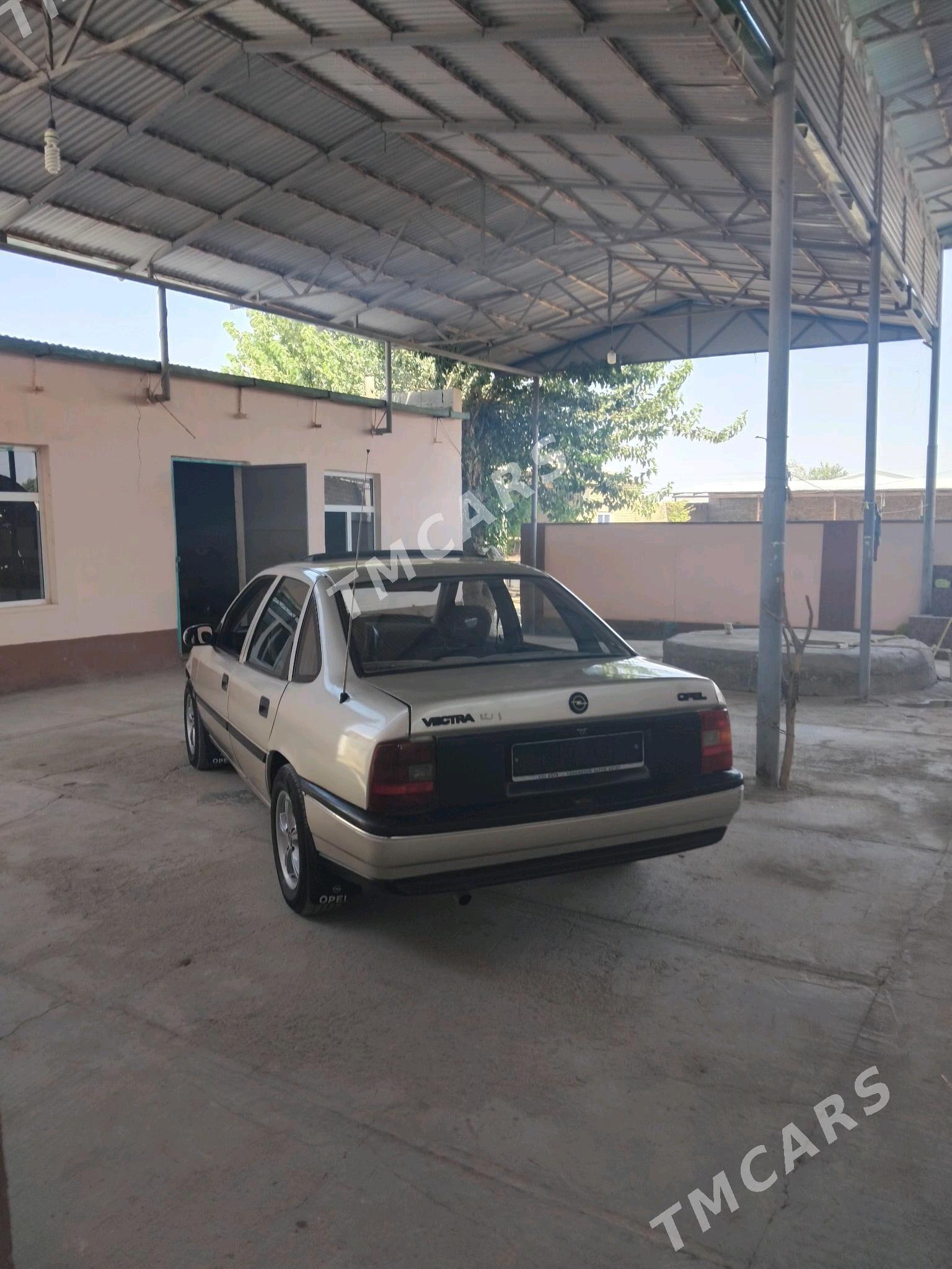 Opel Vectra 1993 - 35 000 TMT - Bäherden - img 2
